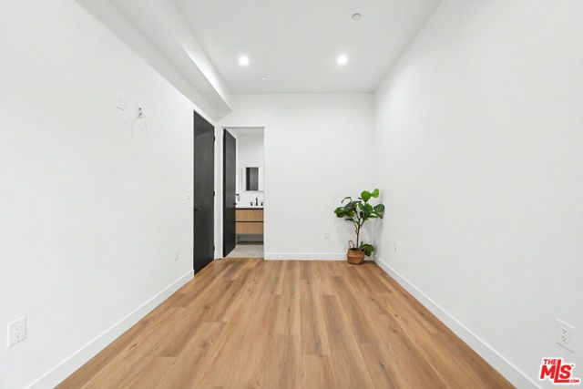 1907 S Corning Street 1, Los Angeles, CA 90034