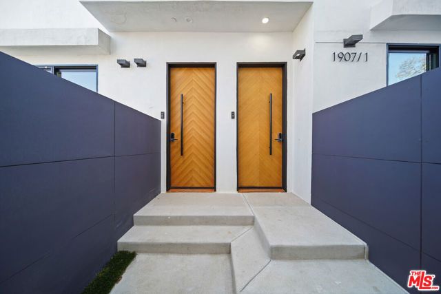 1907 S Corning Street 1, Los Angeles, CA 90034