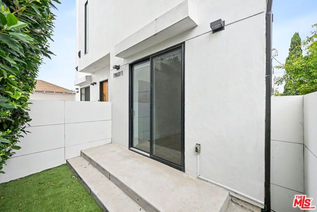 1907 S Corning Street 1, Los Angeles, CA 90034