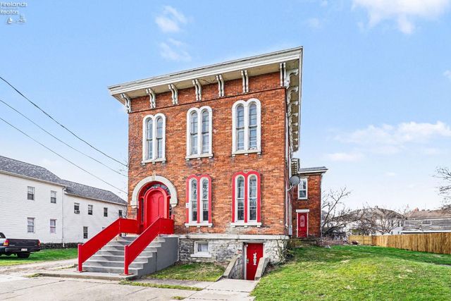 519 Huron Ave, Sandusky, OH 44870