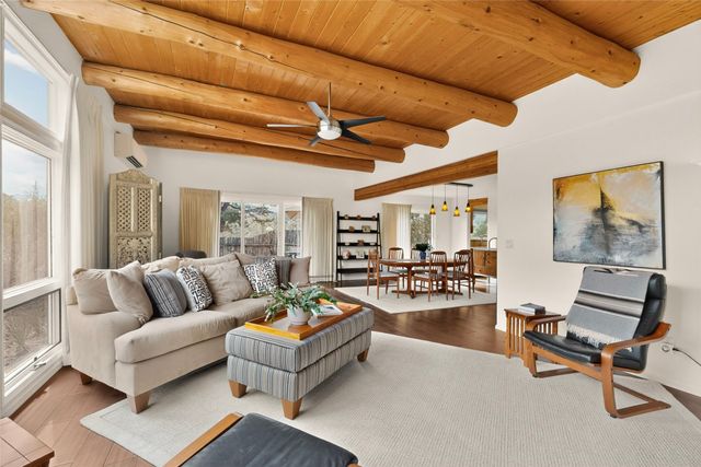215 La Marta Court, Santa Fe, NM 87501