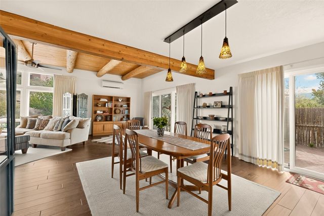 215 La Marta Court, Santa Fe, NM 87501