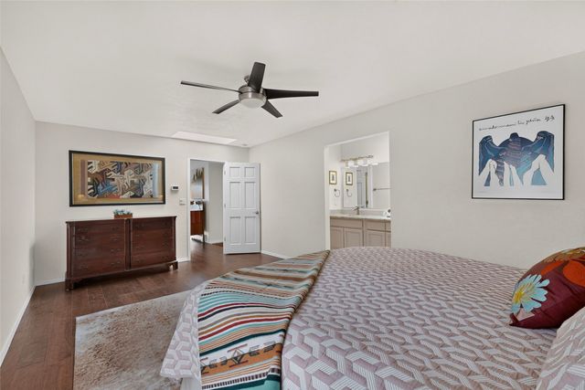 215 La Marta Court, Santa Fe, NM 87501