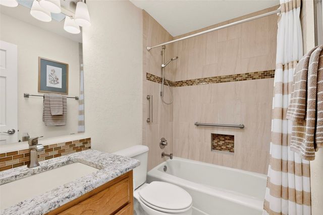 215 La Marta Court, Santa Fe, NM 87501