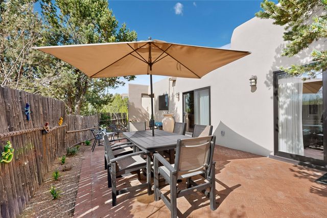215 La Marta Court, Santa Fe, NM 87501