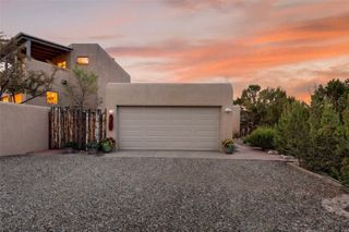 215 La Marta Court, Santa Fe, NM 87501