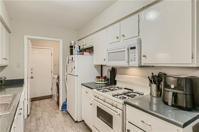 2126 Redwing WAY, Round Rock, TX 78664