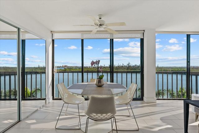 9393 MIDNIGHT PASS ROAD 606, Sarasota, FL 34242