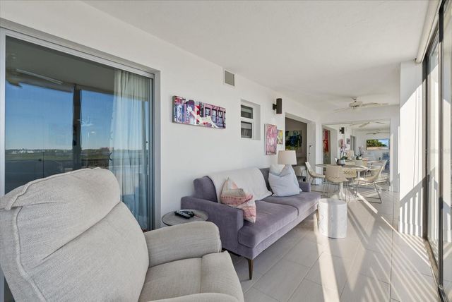 9393 MIDNIGHT PASS ROAD 606, Sarasota, FL 34242