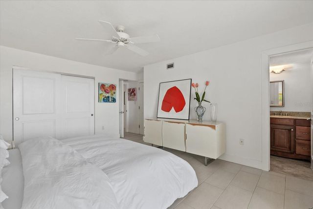 9393 MIDNIGHT PASS ROAD 606, Sarasota, FL 34242