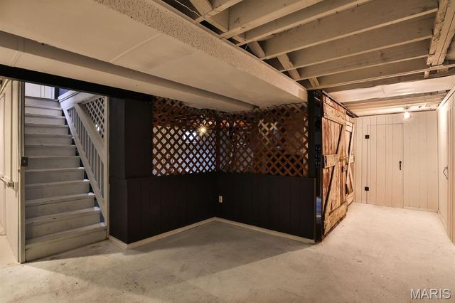 208 Huntleigh Drive, St Louis, MO 63122