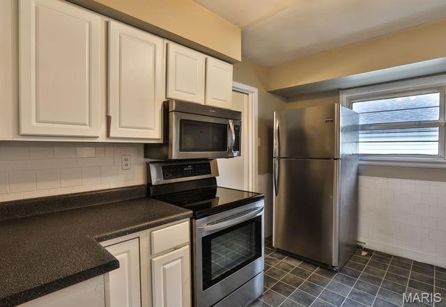 208 Huntleigh Drive, St Louis, MO 63122