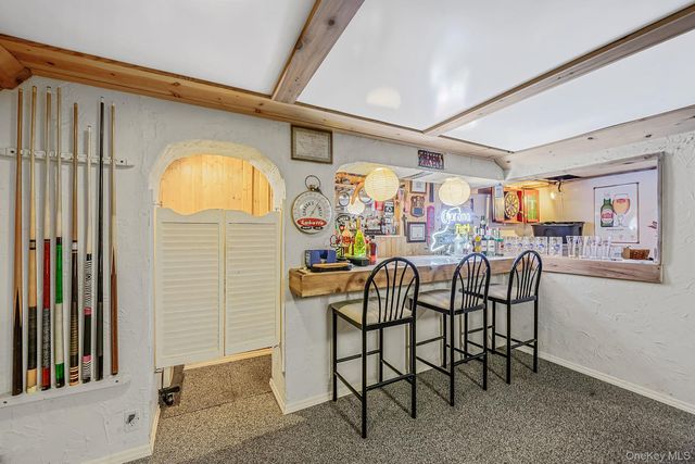 5 Megan Court, Bellport, NY 11713