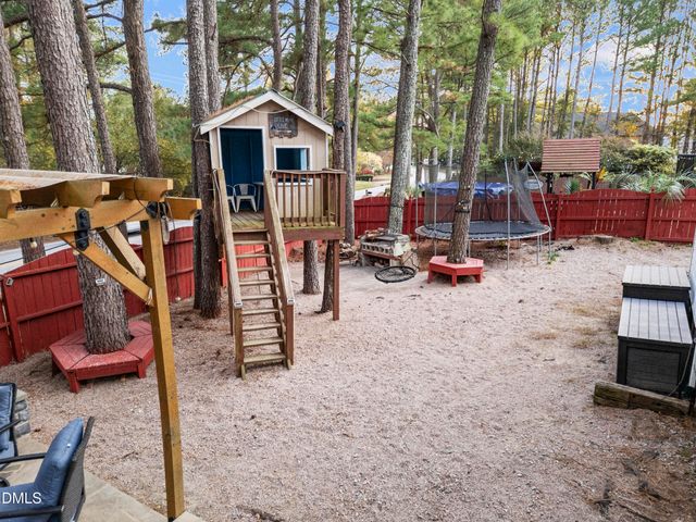 8520 Bratt Avenue, Wake Forest, NC 27587