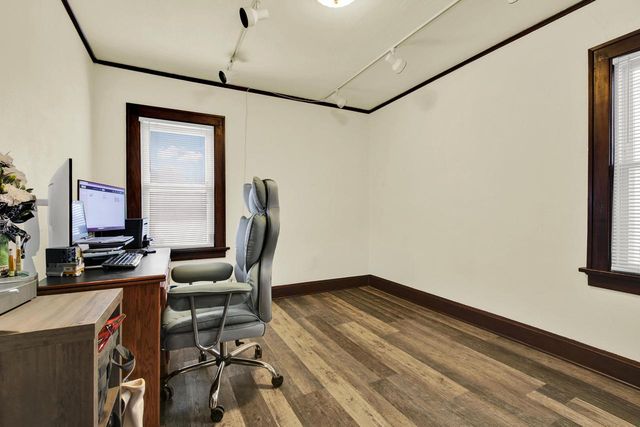 2215 S 73rd STREET, West Allis, WI 53219