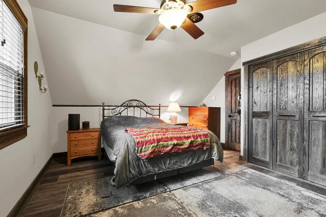 2215 S 73rd STREET, West Allis, WI 53219