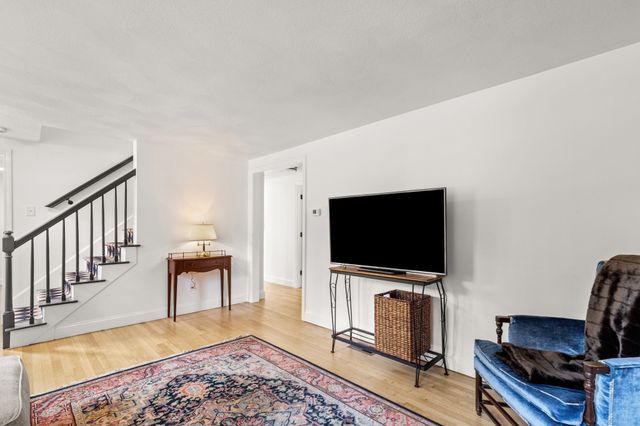 79 Colchester Dr, Plymouth, MA 02360
