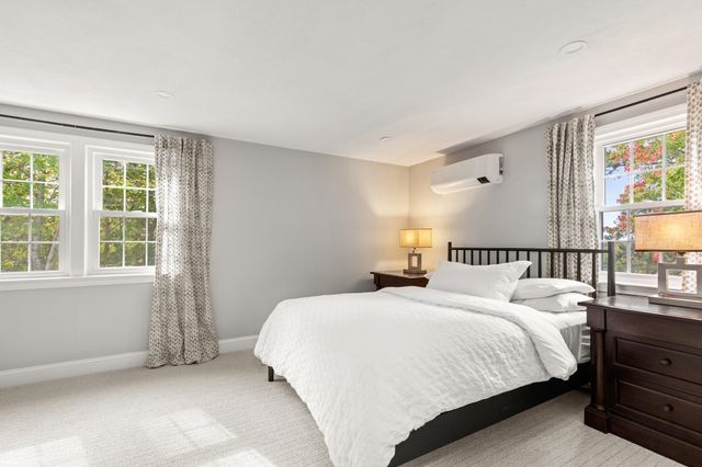 79 Colchester Dr, Plymouth, MA 02360
