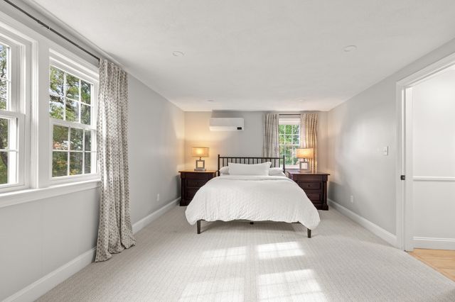 79 Colchester Dr, Plymouth, MA 02360