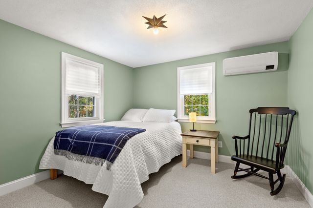 79 Colchester Dr, Plymouth, MA 02360