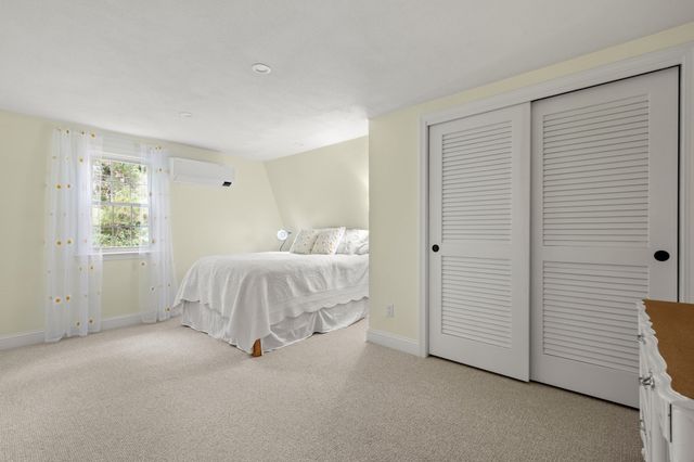 79 Colchester Dr, Plymouth, MA 02360