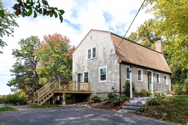 79 Colchester Dr, Plymouth, MA 02360