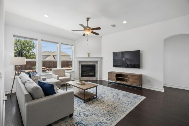 2909 Barnsley Drive, Mckinney, TX 75071