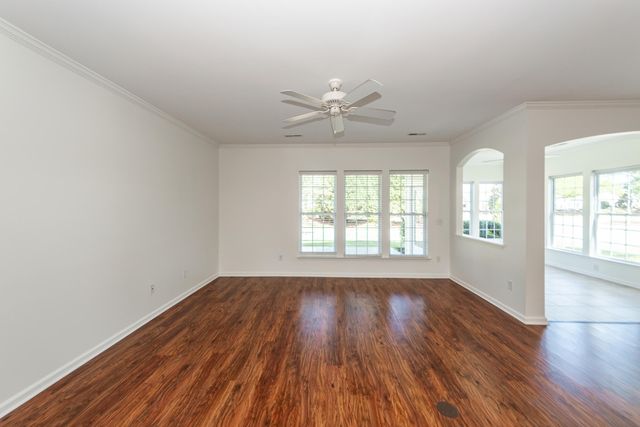 318 Oyster Bay Drive, Summerville, SC 29486