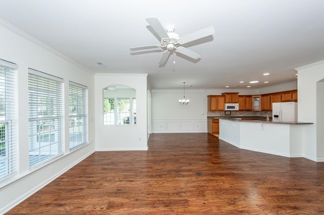 318 Oyster Bay Drive, Summerville, SC 29486