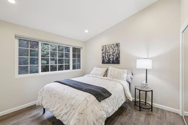 8870 Caminito Primavera, La Jolla, CA 92037