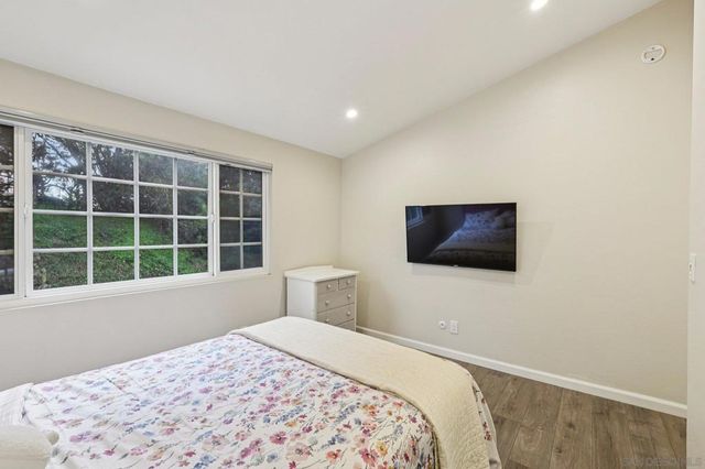 8870 Caminito Primavera, La Jolla, CA 92037