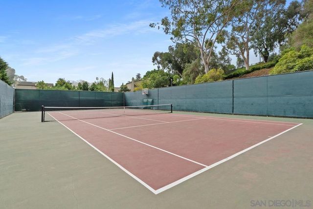 8870 Caminito Primavera, La Jolla, CA 92037