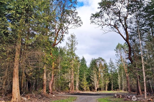 4216 E Sequim Bay Road, Sequim, WA 98382