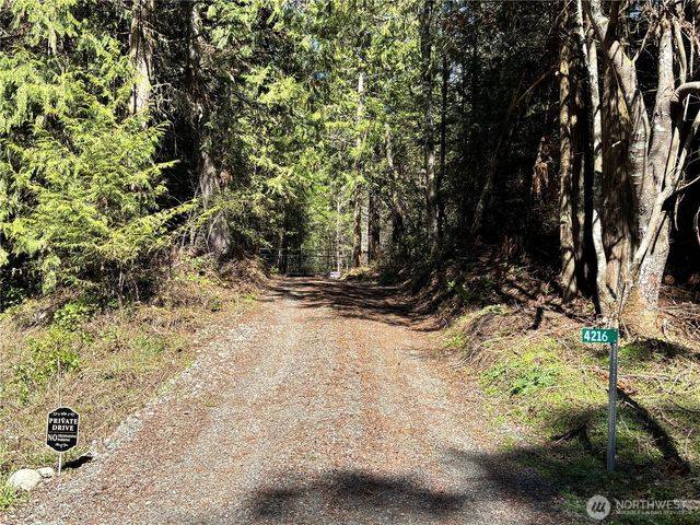 4216 E Sequim Bay Road, Sequim, WA 98382