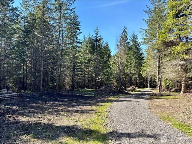 4216 E Sequim Bay Road, Sequim, WA 98382