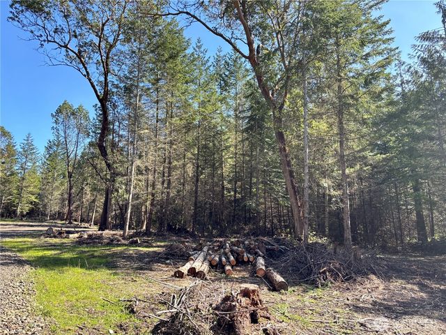 4216 E Sequim Bay Road, Sequim, WA 98382