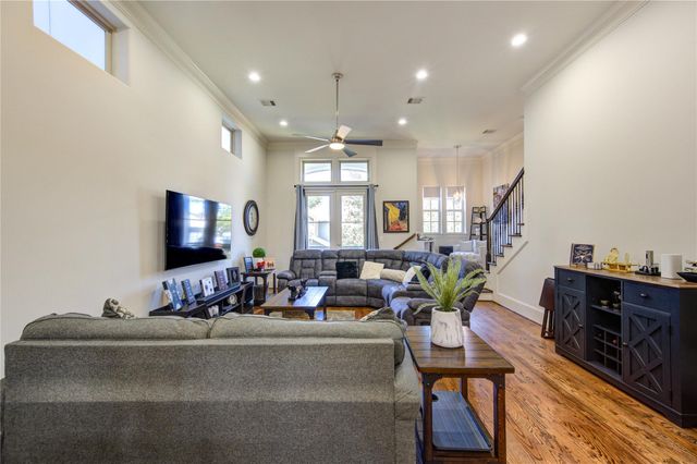 411 W 17th Street B, Houston, TX 77008