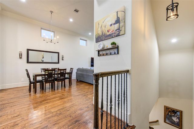 411 W 17th Street B, Houston, TX 77008