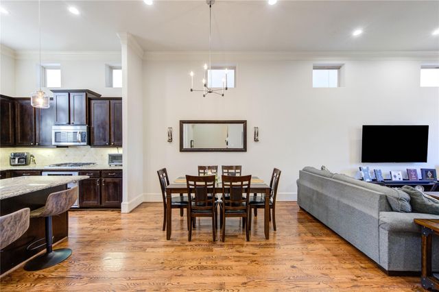 411 W 17th Street B, Houston, TX 77008