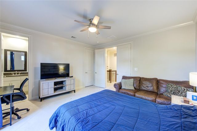 411 W 17th Street B, Houston, TX 77008