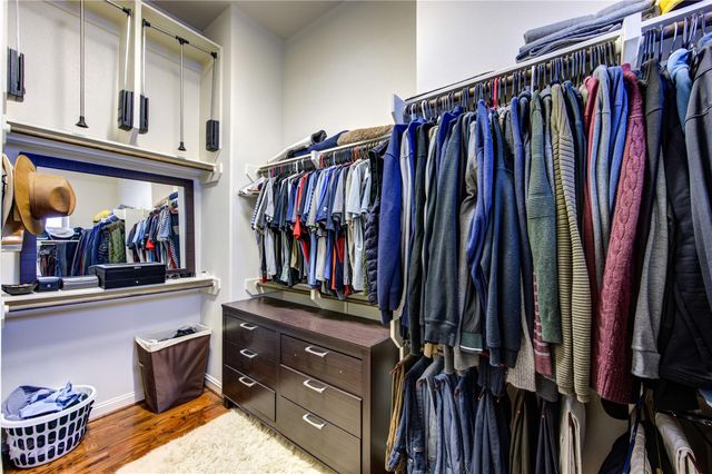 411 W 17th Street B, Houston, TX 77008