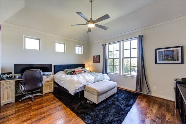 411 W 17th Street B, Houston, TX 77008