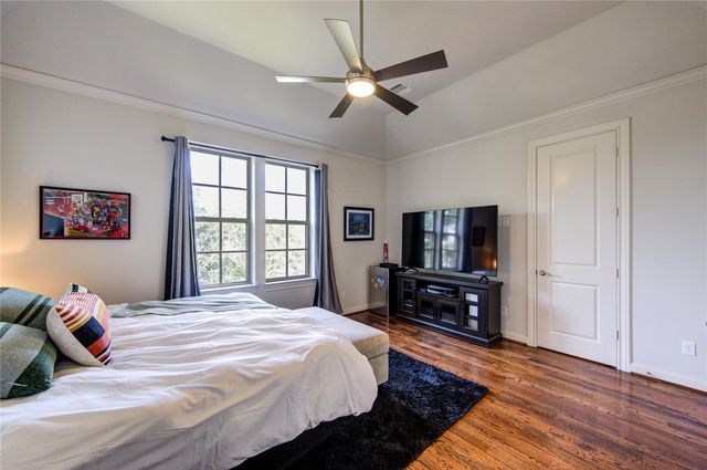 411 W 17th Street B, Houston, TX 77008