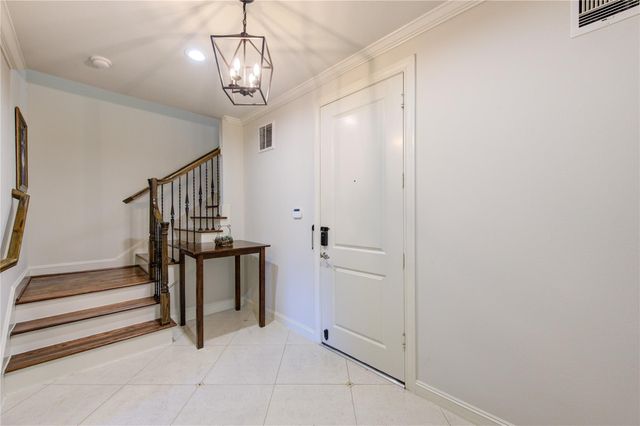 411 W 17th Street B, Houston, TX 77008