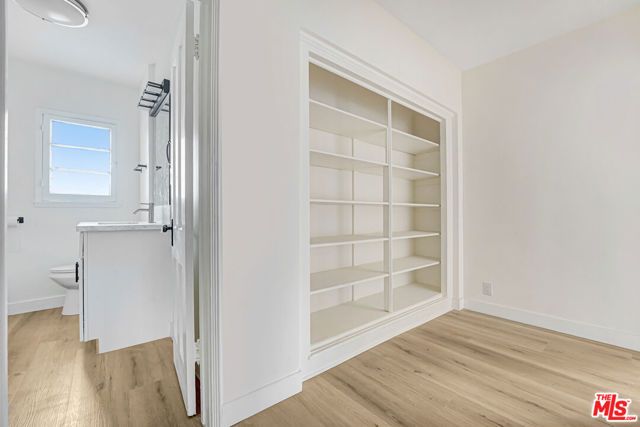 168 S Elm Drive 168 S Elm, Beverly Hills, CA 90212