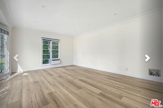 168 S Elm Drive 168 S Elm, Beverly Hills, CA 90212