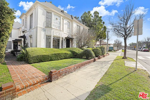 168 S Elm Drive 168 S Elm, Beverly Hills, CA 90212