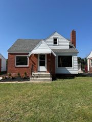 4201 Lambert Road, South Euclid, OH 44121