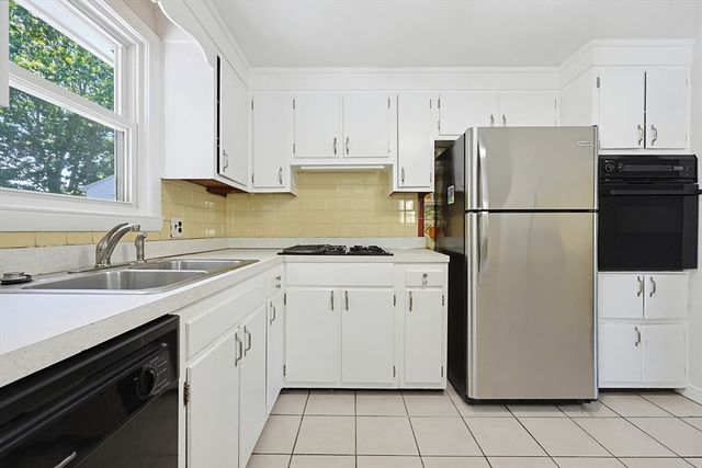 419 Old Connecticut Path, Framingham, MA 01701