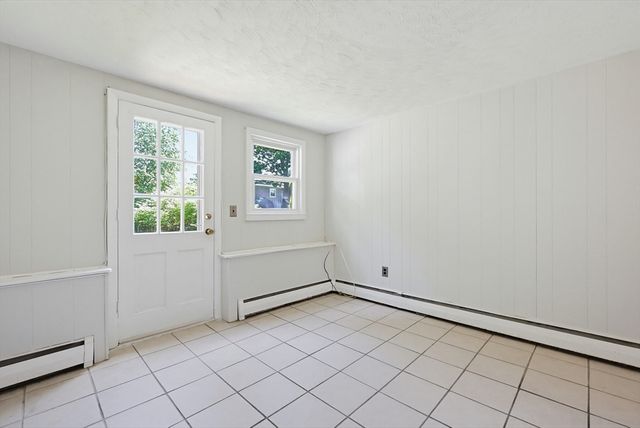 419 Old Connecticut Path, Framingham, MA 01701